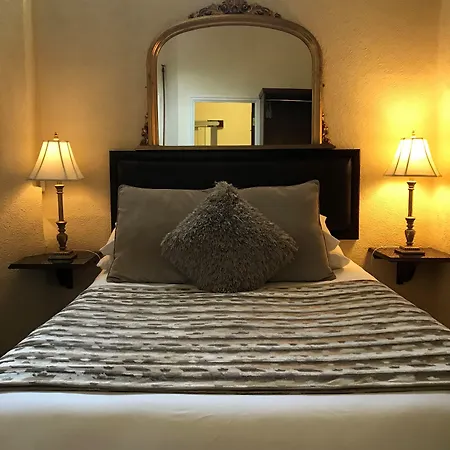 The Exhibition 3* 约克