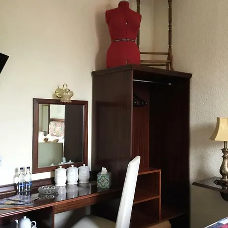 The Exhibition 3* 约克