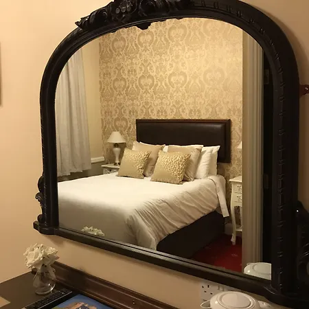 The Exhibition Frühstückspension 3*