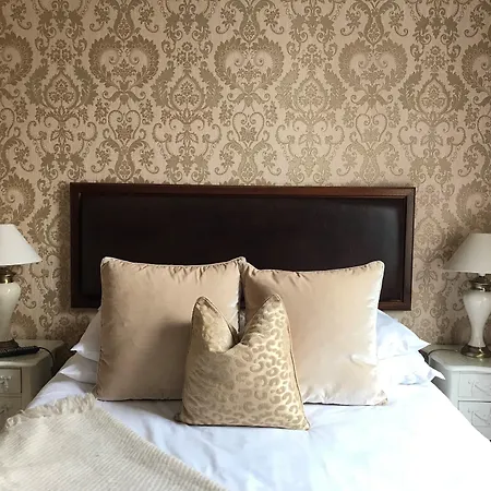 The Exhibition Bed and breakfast 3*